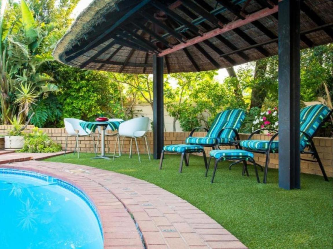 Sollunaa Guesthouse Sandton Exterior foto